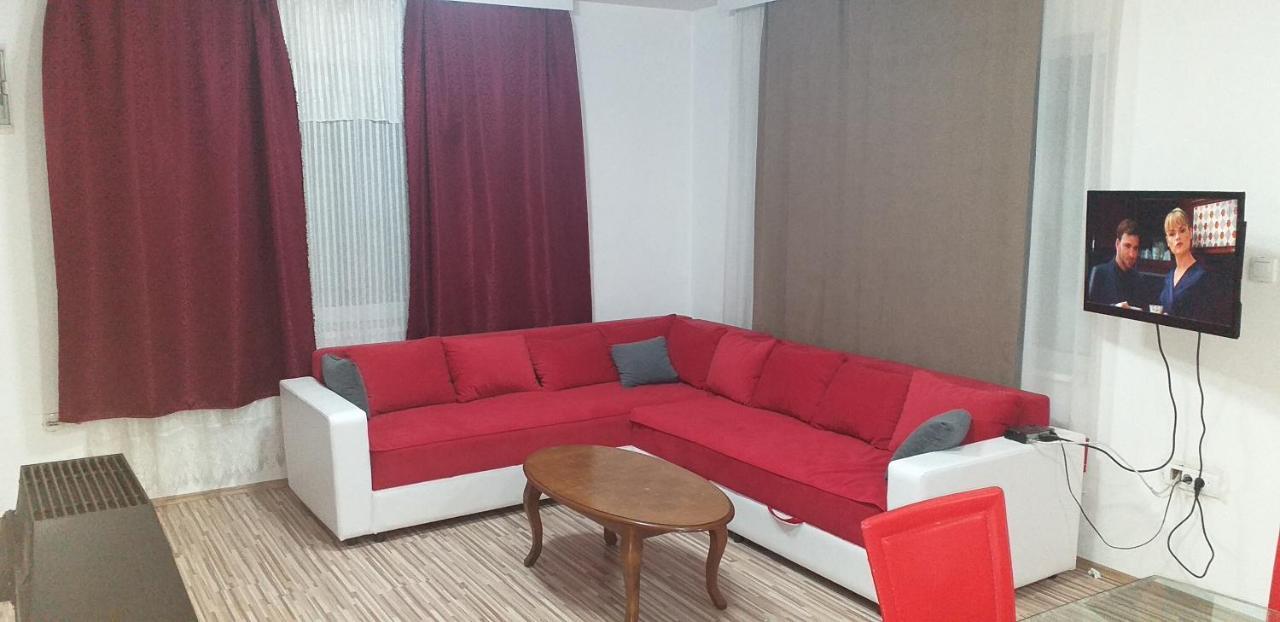 Apartmani Grza Paraćin Exteriör bild